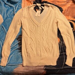 Banana Republic Cream V-Neck Sweater